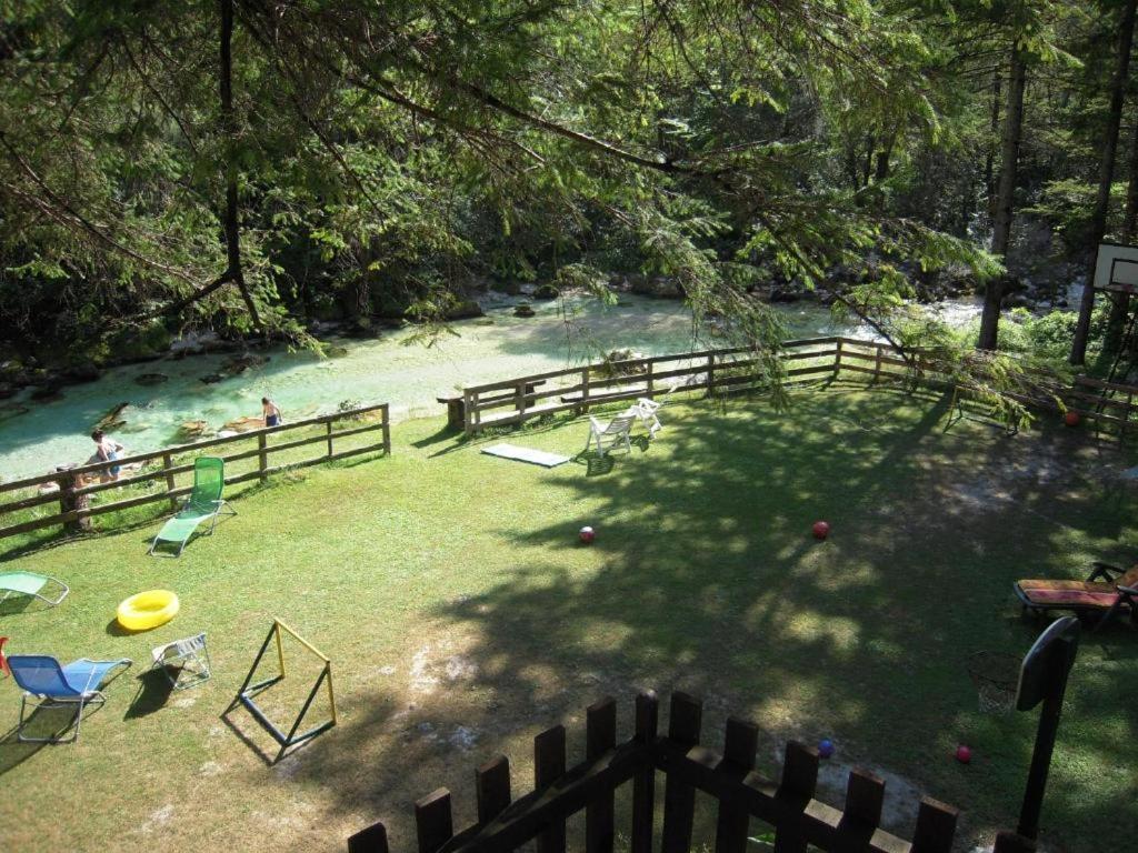 Apartmaji In Sobe Cuder Hotel Soča Buitenkant foto