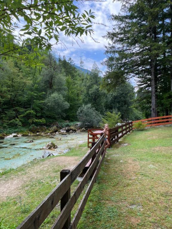 Apartmaji In Sobe Cuder Hotel Soča Buitenkant foto