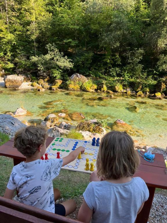 Apartmaji In Sobe Cuder Soča Buitenkant foto